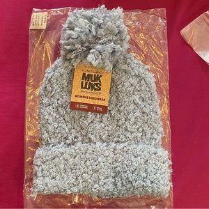 Muk Luks Women’s Popcorn Cuff Cap in Moonstone NWT